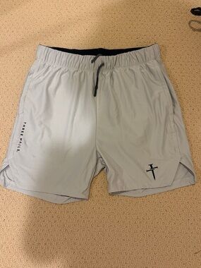 Three Mails Men's Light Gray Athletic Training Shorts